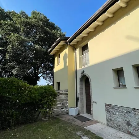 伊尔梅洛格拉诺住宿加早餐酒店 乡村民宿 *
